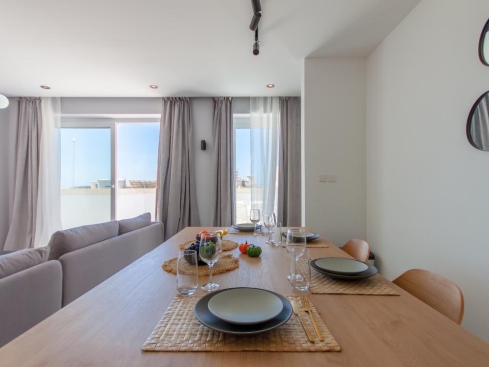 WhatsApp Image 2025-11-11 at 21.07.13 (2) WhatsApp Image 2025-11-11 at 21.07.13 (2)