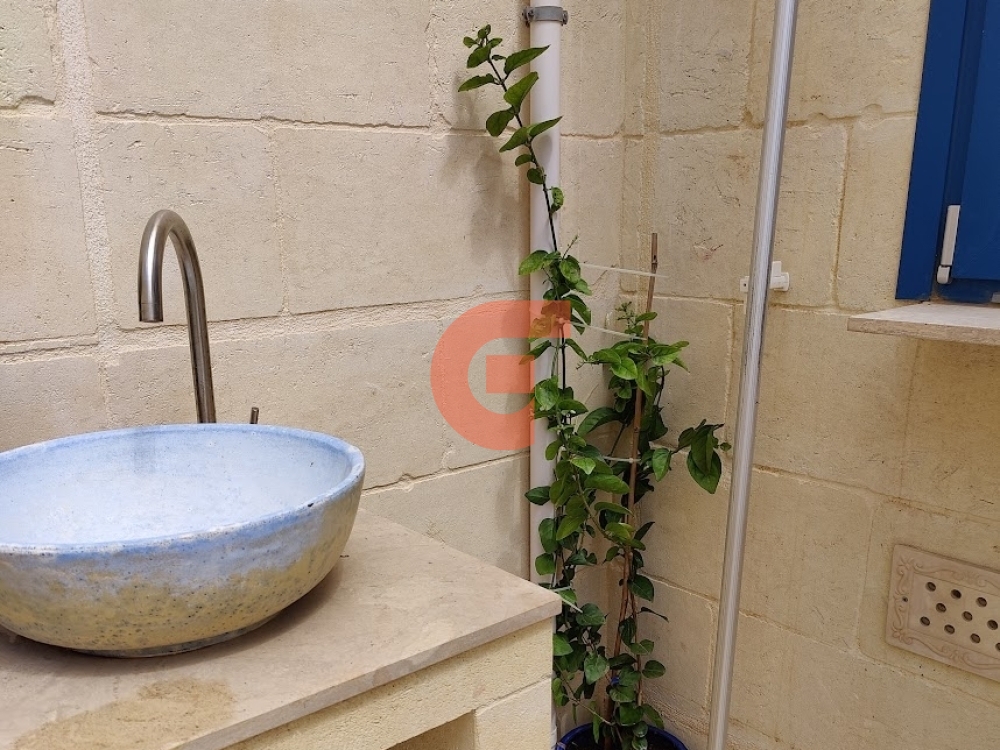 Custom made ceramic sink Custom made ceramic sink