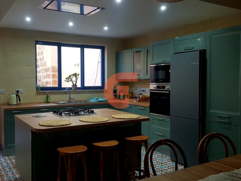 Kitchen full Kitchen full