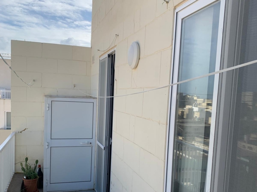 WhatsApp Image 2026-03-10 at 14.32.32 (2)