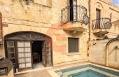 GE4104, House of Character With Private Pool & 2 Garages