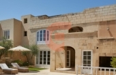 GE3714, Semi-Finished 400-year-old beautiful farmhouse